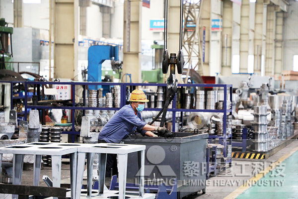 車(chē)間全天候封閉管控，生產(chǎn)發(fā)貨不能停1