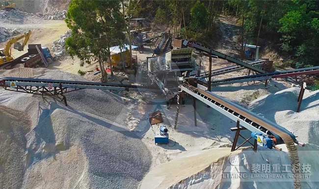 深圳k3移動(dòng)破碎站生產(chǎn)現(xiàn)場(chǎng)