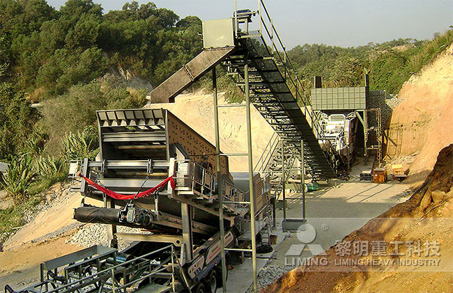 S5X系列圓振動(dòng)篩生產(chǎn)現(xiàn)場(chǎng)