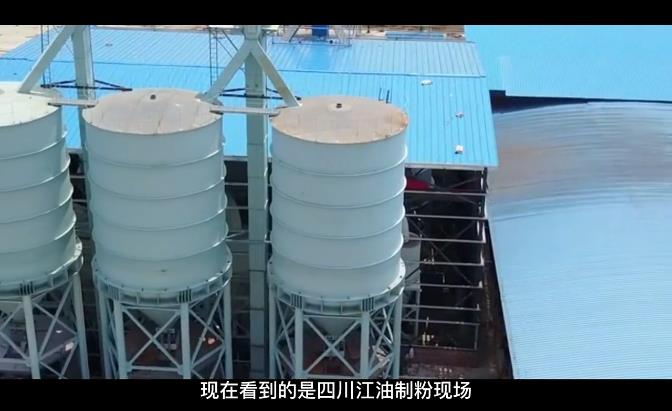 四川江油時(shí)產(chǎn)65噸石灰石制粉現(xiàn)場(chǎng)